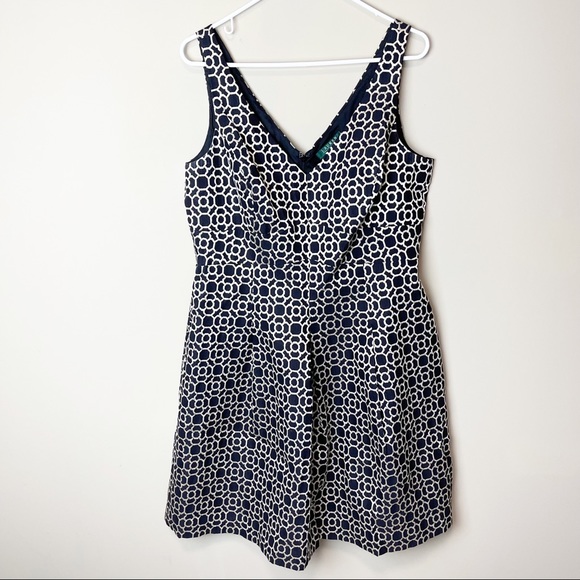 Lauren Ralph Lauren Dresses & Skirts - Lauren Ralph Lauren metallic geometric print cocktail dress - like new!